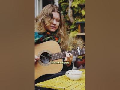 girl in red  watch you sleep. live session