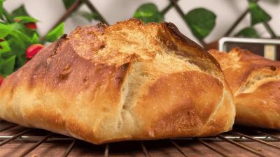 This is a masterpiece Noknead European bread in 3 steps  MixFoldBake.