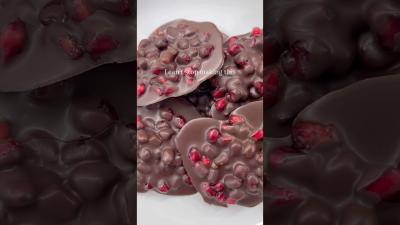 Easy No Bake Chocolate Pomegranate Dessert Recipe