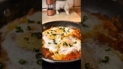 My Easiest goto Shakshouka Recipe 