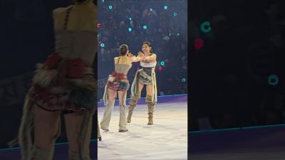 nayeon and sana cute moment during dance the night away  twice this is for world tour in oakland