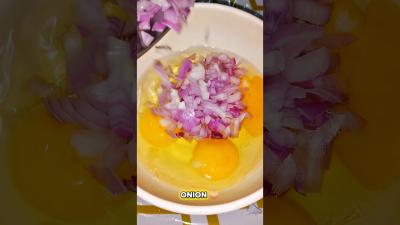 Perfect Egg Fry in 30 seconds Simple crispy and full of flavor foodshorts