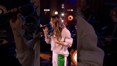 Set your spirit free  SpiceGirls MelanieC MelC R2PianoRoom 2Become1 MelanieC