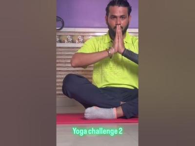 Yoga pidasan narshimbha pose