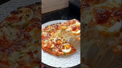 Cheesy pizza recipe shorts shortsfeed egg snacks pizza ytshorts food