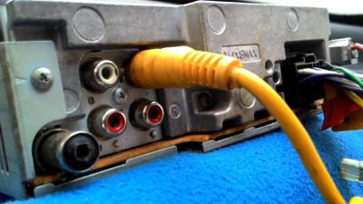 Como tirar eliminar Ruido chiado de motor no som do Carro como resolver cabo rca interferencia playe