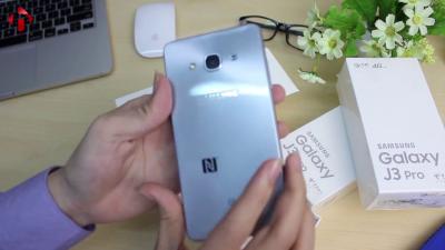 HungMobile  Đập Hộp Galaxy J3 Pro  Titanium Silver Cực Độc. Hàng Xách Tay Mới Nguyên Seal 100
