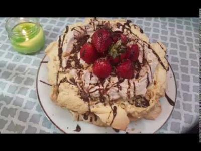 Meringue Cake l Pavlova Cake