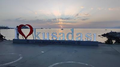Kuşadası Night Walk 4K UHD  Relaxing City Ambience