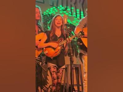 Singing THiS Song on Stage bluegrass