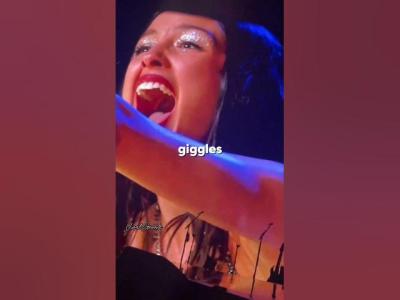 ARIANA Olivia Rodrigo  Sabrina Carpenter BROKE character LIVE on stage oliviarodrigo concert