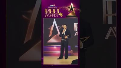 Ishaan Khatter Bags Best Actor Popular Award for Homebound at Showsha Reel Awards 2026  N18S