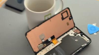 Google Pixel 8 Genuine Screen Replacement  StepbyStep Repair Guide