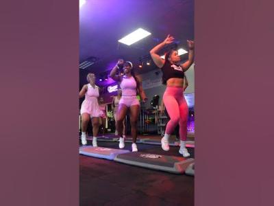  Pink shorts stay killing it shorts weightloss workout  Join our YOUTUBE tribe